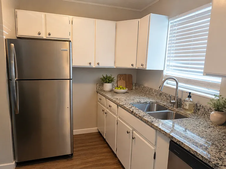 757 E Simpson Ave #6 — Photo 19