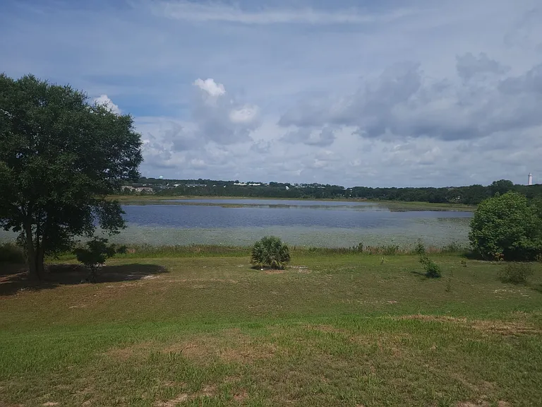 912 N Jacks Lake Rd — Photo 36