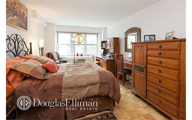 Sold by Douglas Elliman | media 4