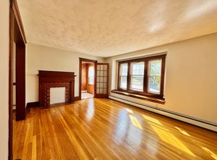 137 Hillside Rd #1, Watertown, MA 02472