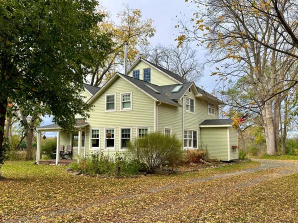 57 County Road M, Star Prairie, WI 54026