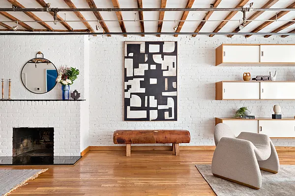 Sold by Compass | media 7