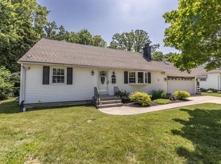 222 Whitman Blvd, Elyria, OH 44035