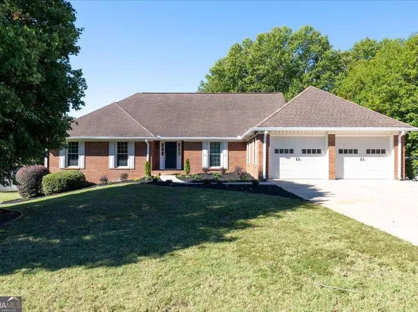 140 Glenclairn Ct, Roswell, GA 30076