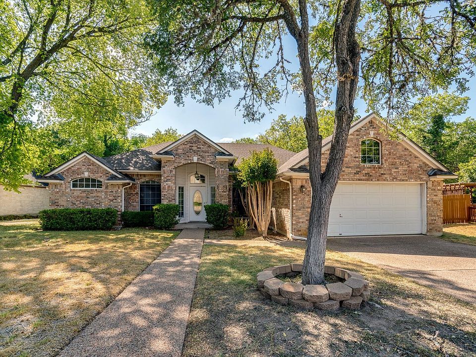 1st image of 10102 Shinnecock Hills Dr
