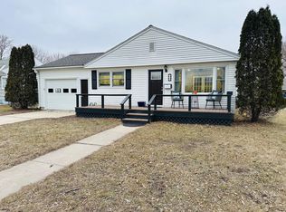 704 7th Ave SW, Austin, MN 55912