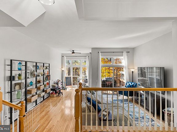 5th image of 5454 Summer Leaf Ln