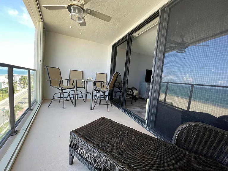 355 S Ocean Dr #807 — Photo 10