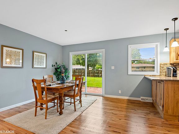 4th image of 1337 Lupine Dr