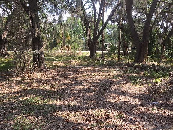 4th image of 4000 Us Hwy 98 #11-ACRES