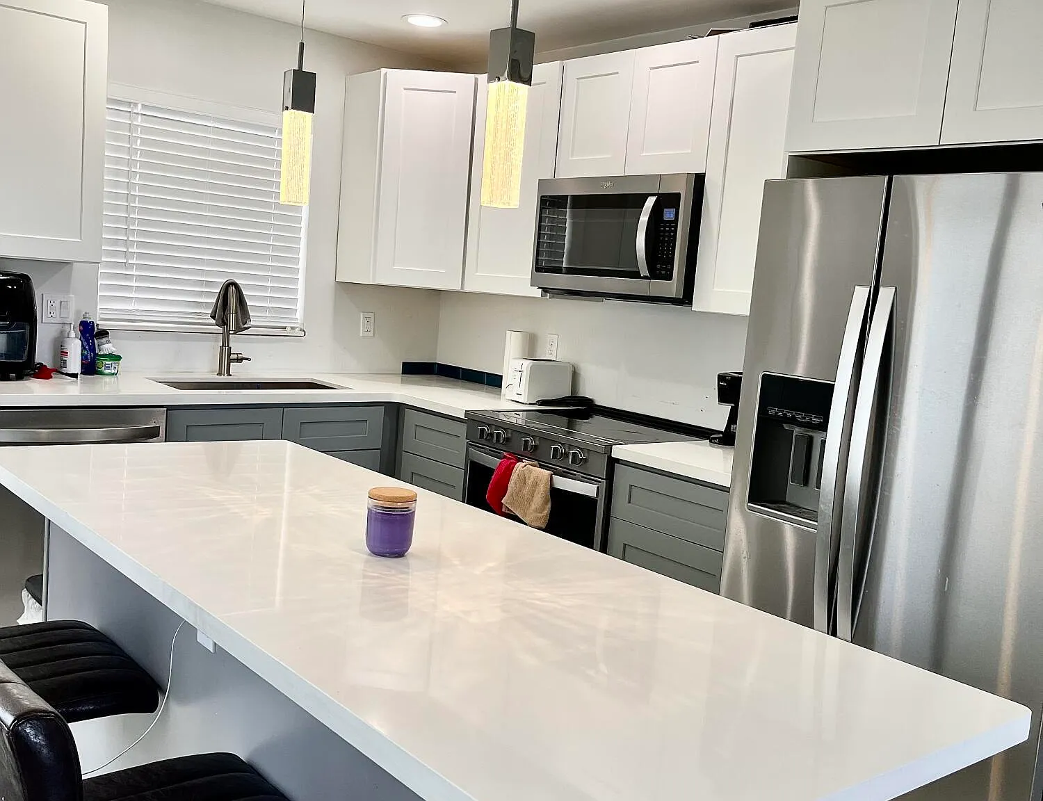 2 bed, 2.0 bath, 899 sqft, $3,000 — Photo 4