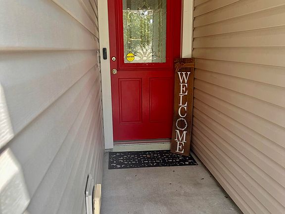 3rd image of 2068 WAX MYRTLE Court