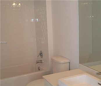 5th image of 151 SE 1st St APT 605