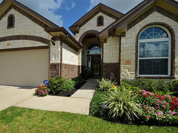 3rd image of 21243 Lily Springs Dr
