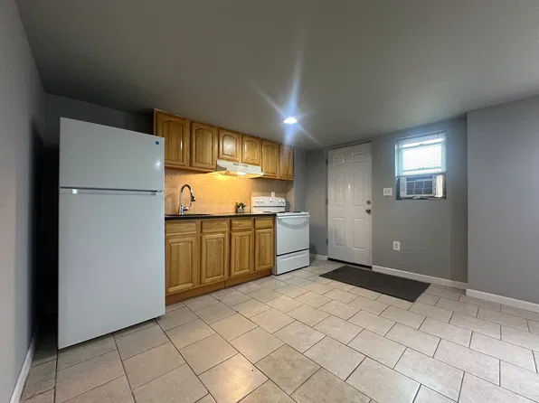 (undisclosed Address), Philadelphia, PA 19120