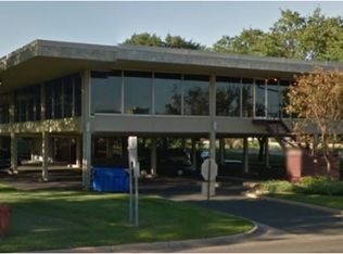 5100 Edina Industrial Blvd, Edina, MN 55439