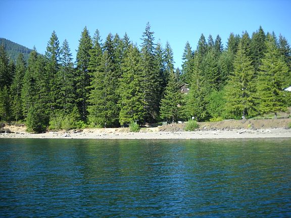 3rd image of 150 N Dosewallips Pl