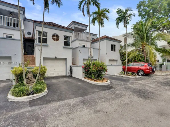 2404 NE 135th St #2404, North Miami, FL 33181