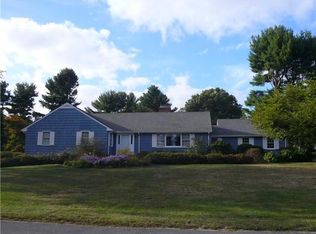 105 Far Horizon Dr, Easton, CT 06612