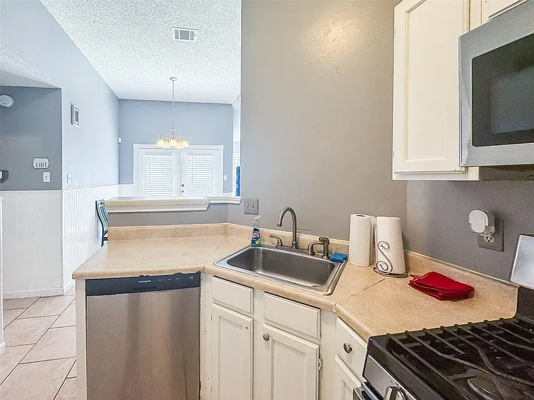 18579 N Lyford Dr — Photo 12