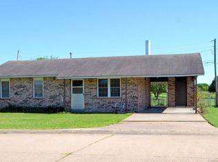 1502 S Fallin Ave, Hominy, OK 74035