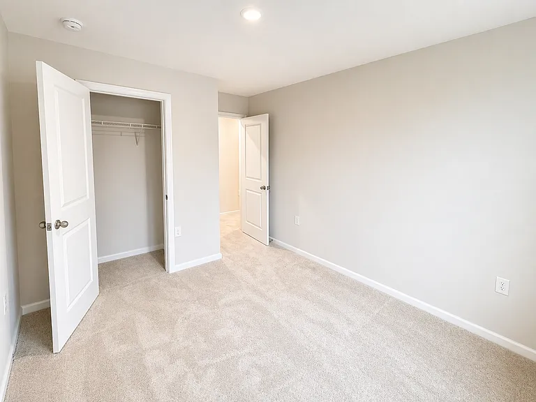 3160 Edgehill Dr — Photo 15