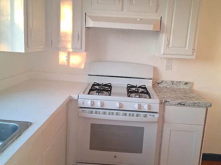 2678 De Berry St — Photo 3