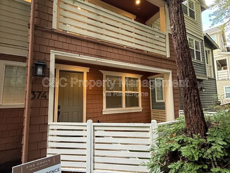 374 Hansen Ter — Photo 3