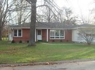1810 E McPherson St, Kirksville, MO 63501