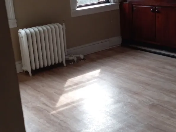 122 Clinton Avenue image 6 of 16