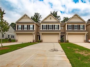 3555 Gardner Parson Point #B-27, High Pt, NC 27260
