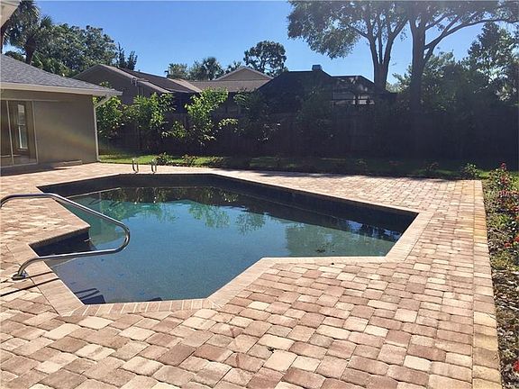 5th image of 2665 Gleneagles Dr
