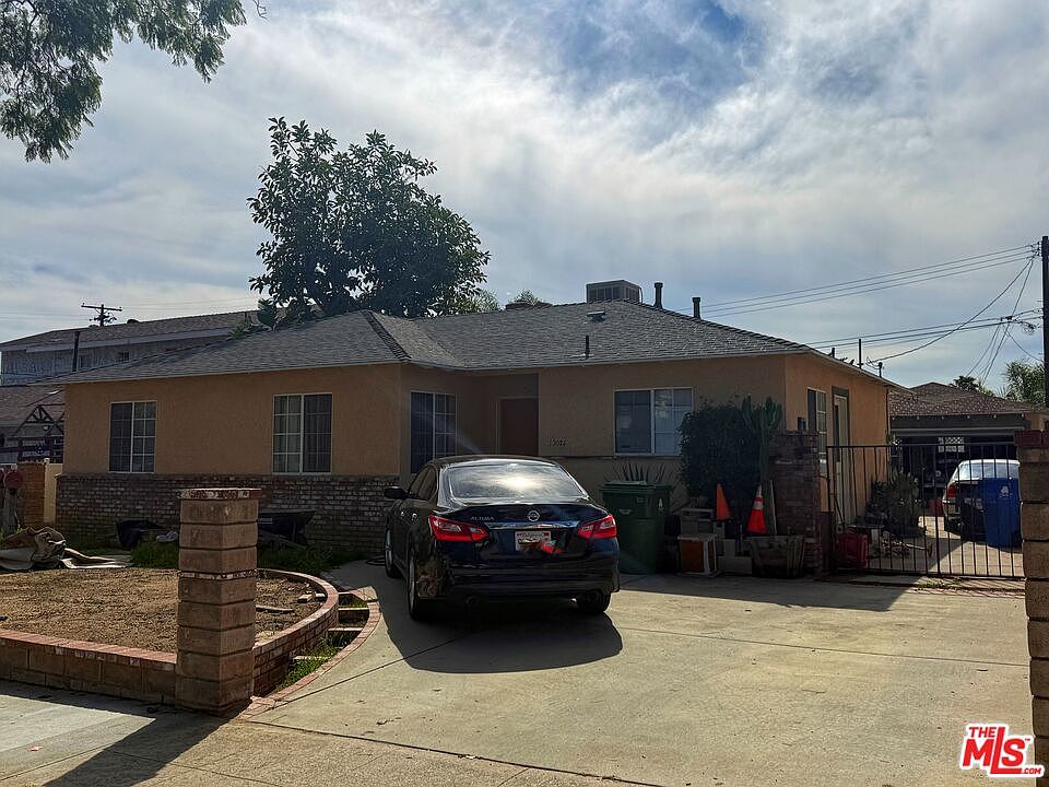 1st image of 13025 Dronfield Ave