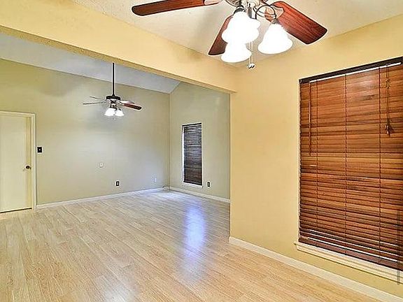 5th image of 4920 Aventura Blvd
