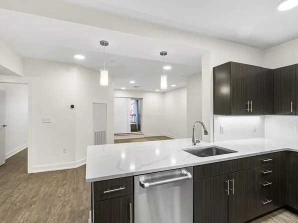 20 Penniman Rd Unit 404, Allston, MA 02134