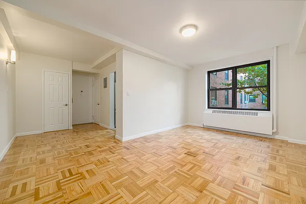 Rented by A&E Real Estate Management | media 2