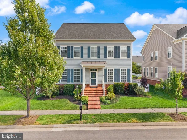 11832 General Cooke Dr, Bristow, VA 20136