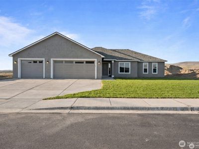 2910 Road 13.6 SW, Royal City, WA, 99357