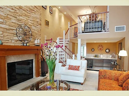 Sold by Stribling | media 6