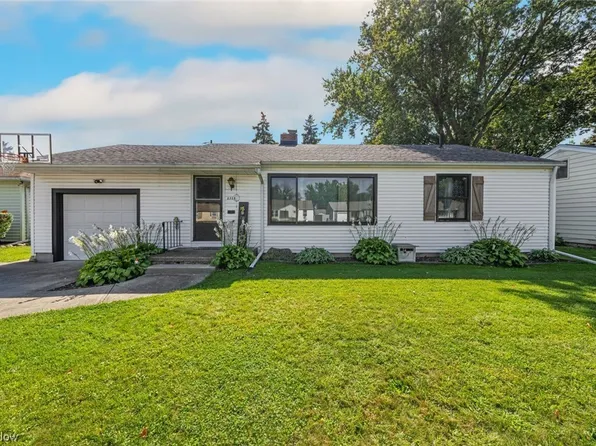 2328 Wilson Dr, Lorain, OH 44052
