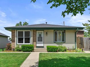 1410 83rd St, Kenosha, WI 53143