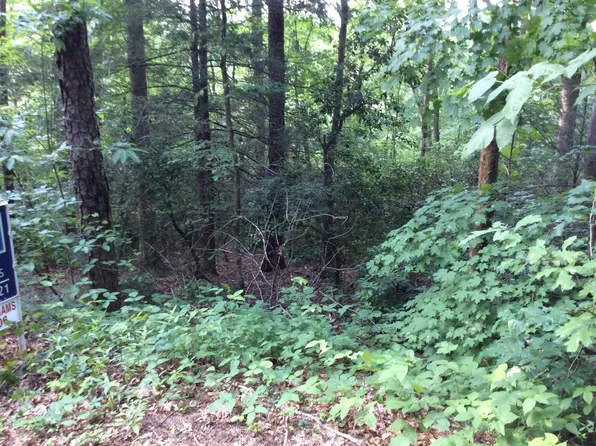 Bowers Rd, Harriman, TN 37748
