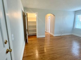 228 Chenoweth Ln APT 1, Louisville, KY 40207