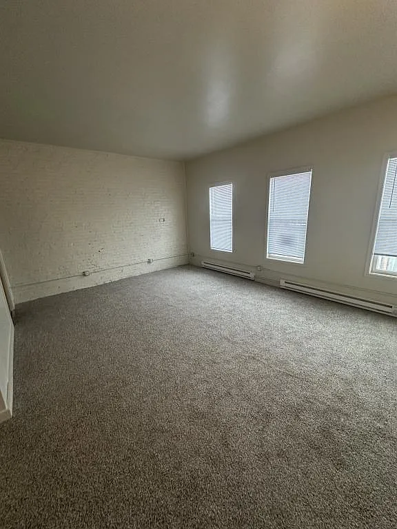 102 -112 S Main, 110 1/2 S Main, Apt#3 — Photo 1