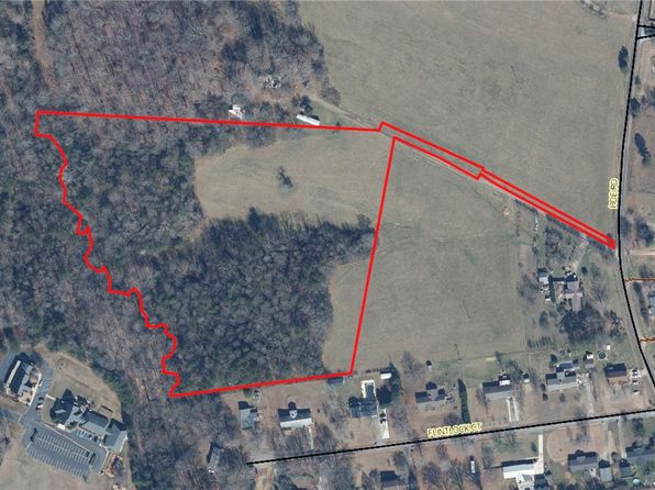 207 Roe Rd, Greenville, SC 29611