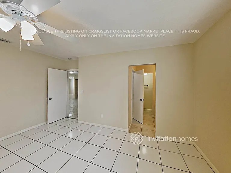 6433 NW 21st Ct — Photo 9