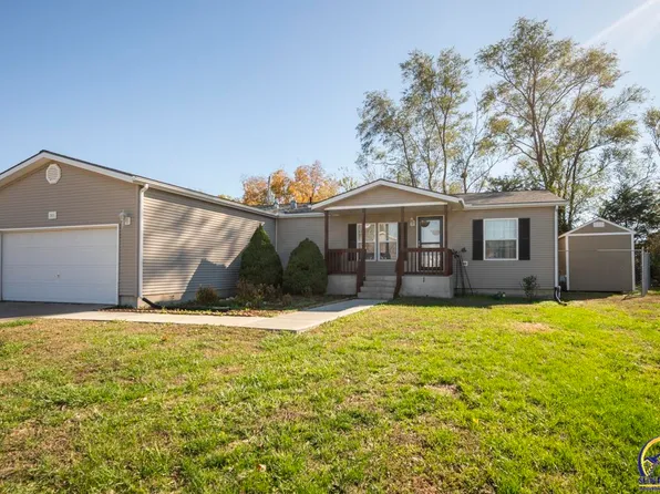 313 SE 44th Pkwy, Topeka, KS 66609