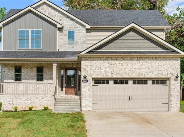 1861 Deerstand Dr, Clarksville, TN 37042