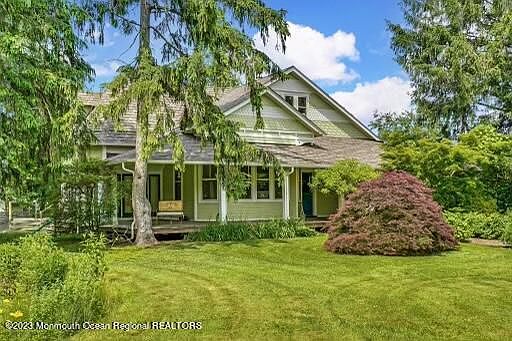1st image of 489 Cedar Ave