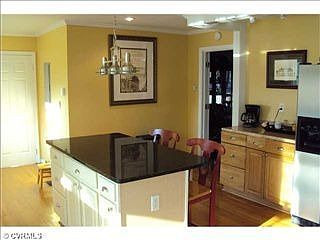 5th image of 7 Lee Ave